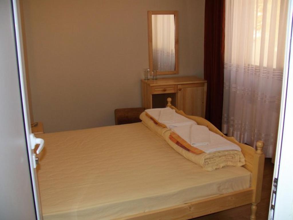 Family Hotel Ilinden Шіпково Номер фото